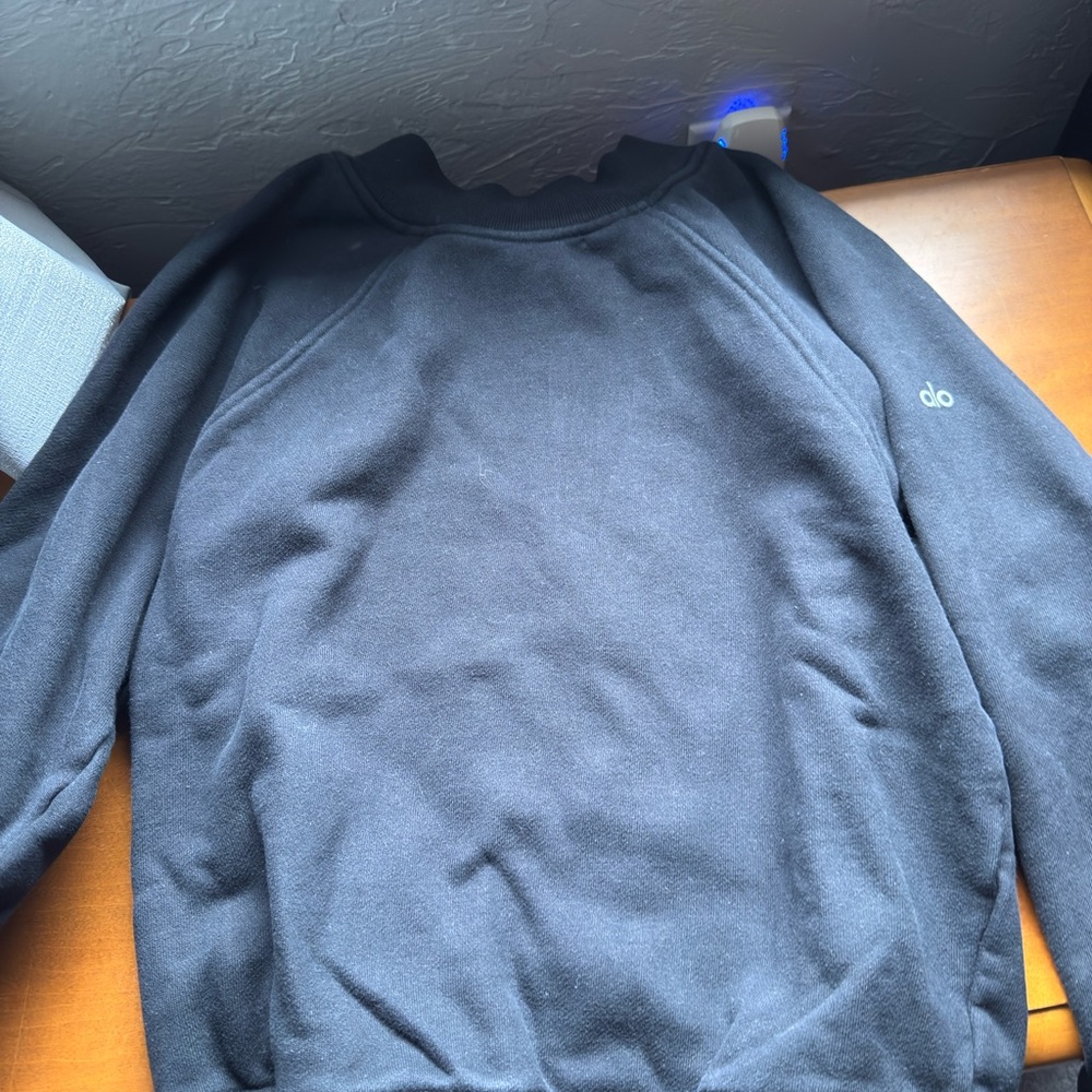 Black Alo Crewneck Sweatshirt